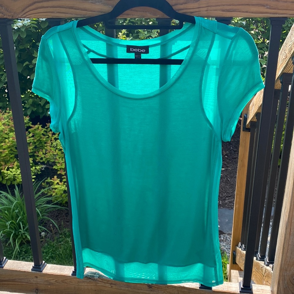 Bebe green Tee Shirt Medium